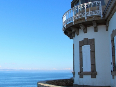 Quelle matière choisir pour le bord de mer ?